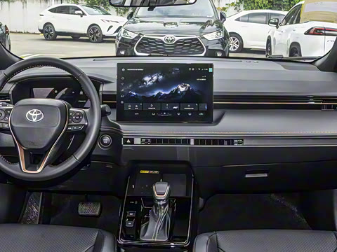 2026 Toyota Frontlander Image 12